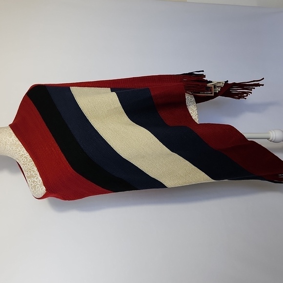 Lava Accessories Women's Knit Colorblock Stripe Metallic Thread Poncho Shawl OS - Picture 8 of 11